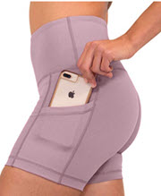 Best Yoga Shorts - pockets